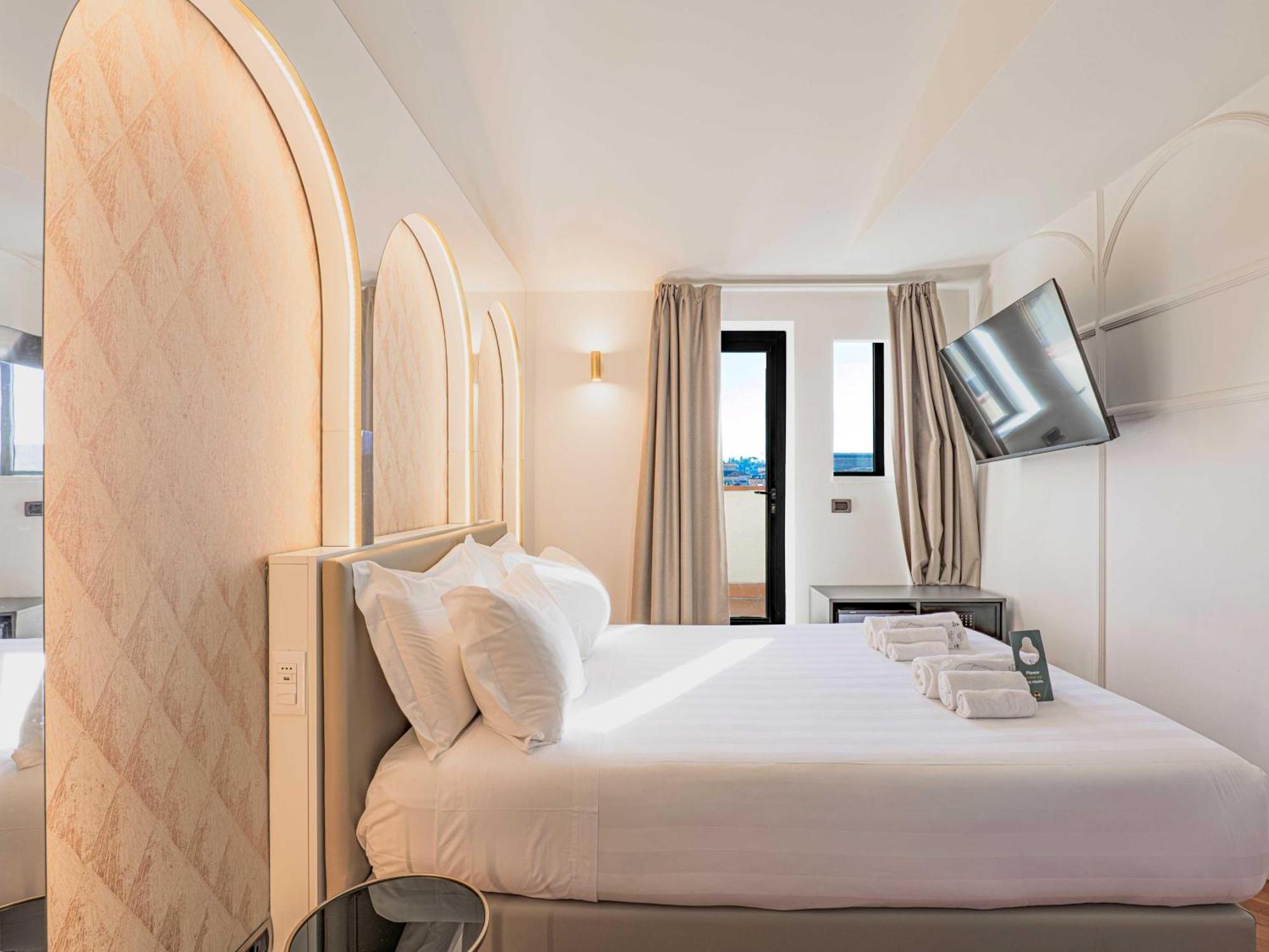 บีแอนด์บี โฮเทล ฟิเรนเซ เลารุส อัล ดูโอโม Hotel ฟลอเรนซ์ ภายนอก รูปภาพ