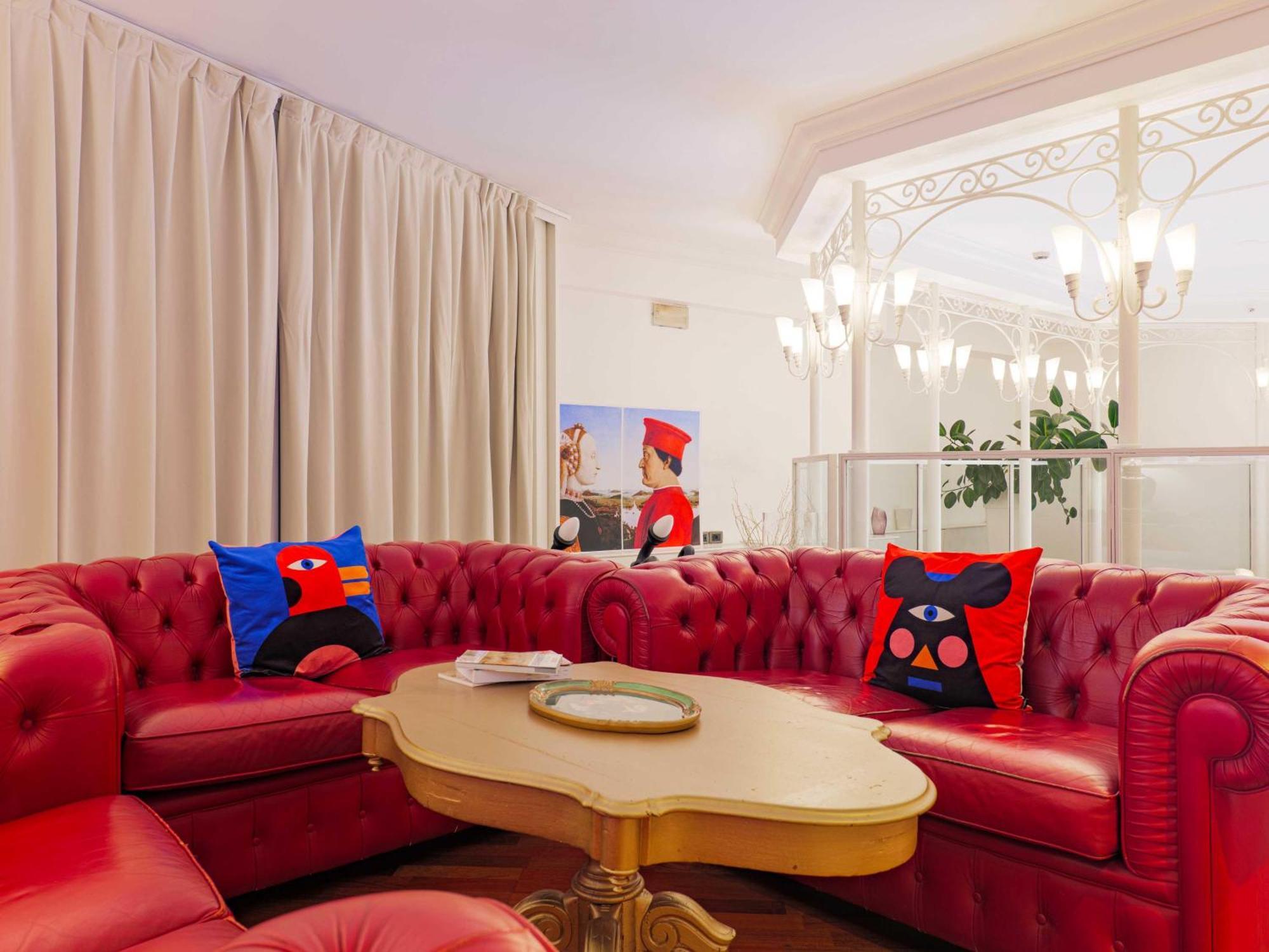 บีแอนด์บี โฮเทล ฟิเรนเซ เลารุส อัล ดูโอโม Hotel ฟลอเรนซ์ ภายนอก รูปภาพ